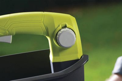 Épandeur à main sans fil et sans batterie 18 V OSS1800 ONE - RYOBI