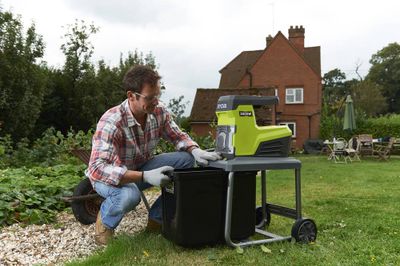 Broyeur de végétaux électrique 3000 W RSH3045UXL RYOBI