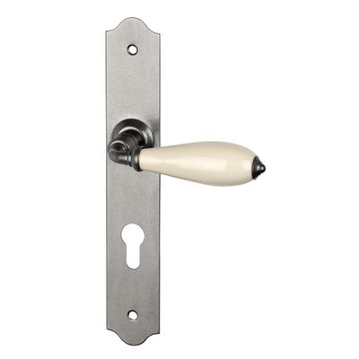 Poignées de porte Ellis fer patiné céramique beige à cylindre ALPERTEC