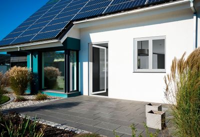 Porte-fenêtre PVC 1 vantail hauteur 215 x largeur 80 cm tirant droit