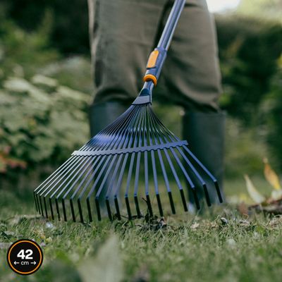 Balai à feuilles 42 cm OneClickTM FISKARS