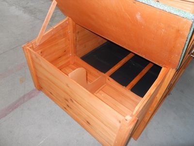 Poulailler en bois teinté clair avec toit bitumé 1 pente 1,50 m², Livraison à domicile incluse - HABRITA
