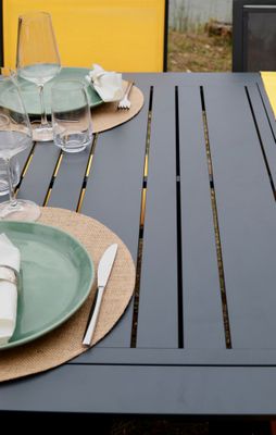 Table de jardin à rallonge ouverture manuelle CAPUCINE aluminium gris 200/300x100cm