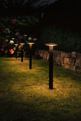Borne extérieur LED 50cm Plug & Shine noir IP44 380 lumens blanc chaud - PAULMANN