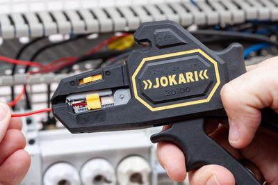 Pince à dénuder 0,2 à 6mm JOKARI