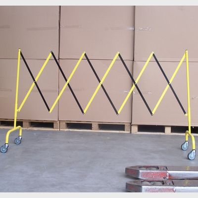 Barrière de chantier sur roulette droite extensible jaune et noir MOTTEZ
