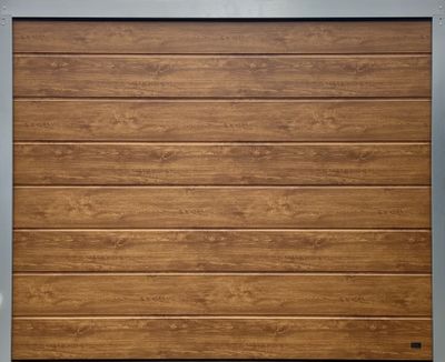 Porte de garage sectionnelle motorisée l.240 x h.200 cm rainurée chêne doré - SPADONE