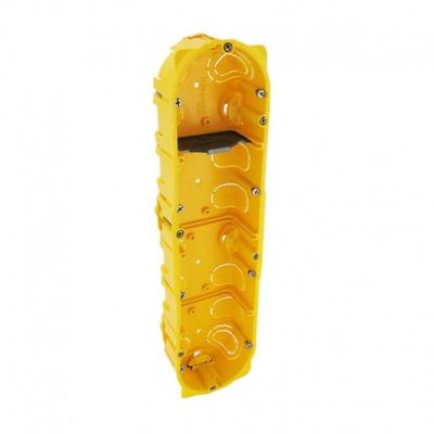 Boîte d'encastrement placo 4 postes 67x40mm - Batibox LEGRAND