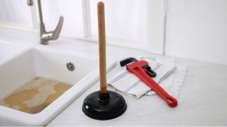 Nomenclature Outillage du plombier - Débouchage