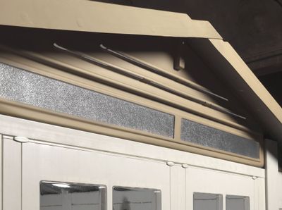 Abri de jardin en résine avec toit bi-pente et plancher dalle composite 6,51 m², Livraison à domicile incluse - HABRITA