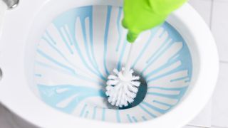 Nomenclature Entretien - nettoyant pour WC