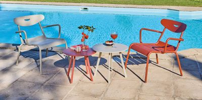 Table basse de jardin ronde Massai crème en acier diamètre 45 cm PROLOISIRS