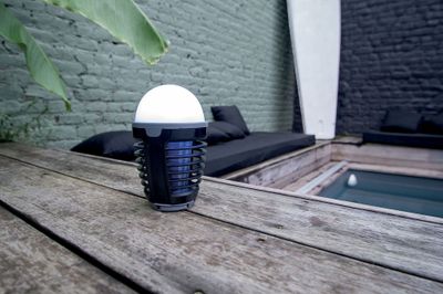 Destructeur d'insectes et lampe LED rechargeable IP44 - TIBELEC