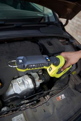 Lampe baladeuse LED 18 V ONE+ 900 lumens - RYOBI