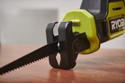 Scie sabre compacte sans fil sans batterie Brushless 18 V ONE + FILRRS18C1-0 - RYOBI