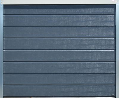 Porte de garage sectionnelle motorisée IQA l.240 x h.200 cm rainurée grise - SPADONE