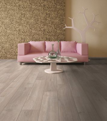 Sol stratifié décor chêne gris ROCKFORD ép 8 mm  19,2 x 128,8 cm AC4 paquet de 2,26 m² AJ TIMBER