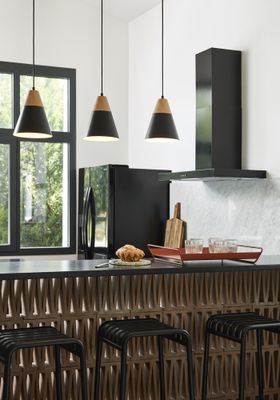 Suspension Sofia métal noir et bois E27 Ø 20 cm- COREP